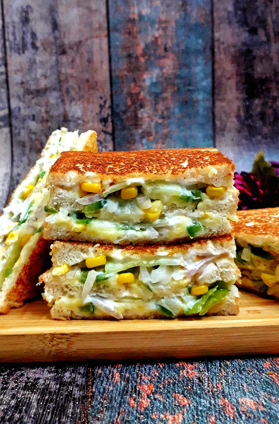 Vegetable Mayonnaise Cheese Sandwich / Vegetarian Sandwich