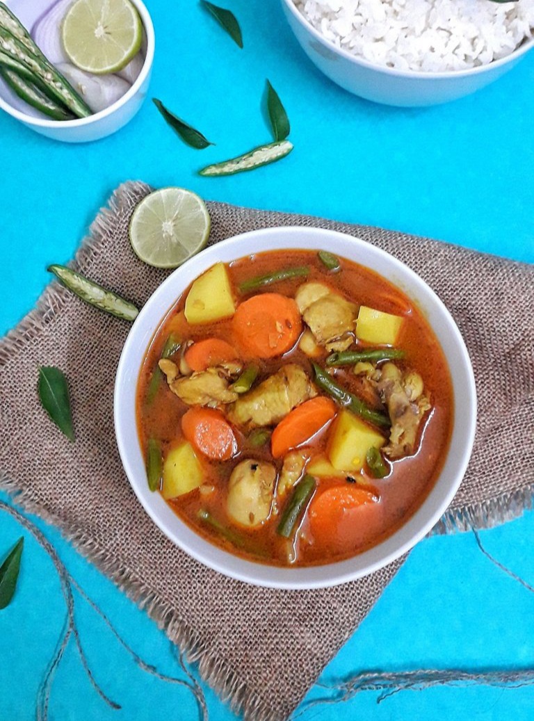 Chicken Vegetable Stew / Indian Spiced Chicken Stew
